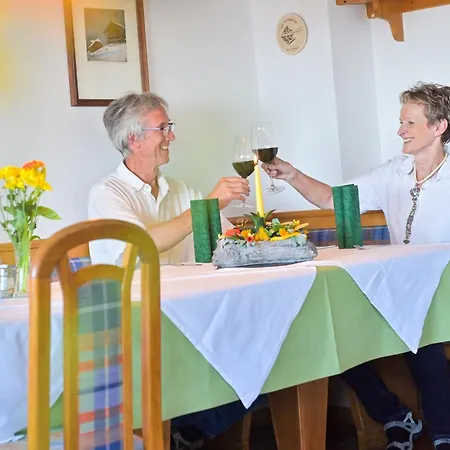 Almhotel Fichtenheim Otel 3*