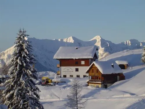 Almhotel Fichtenheim Hotel 3*